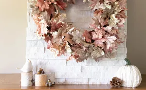 Stunning Fall Wreath On A Rustic Wooden Door Wallpaper