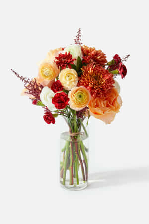 Stunning Floral Arrangement Display In A Vase Wallpaper