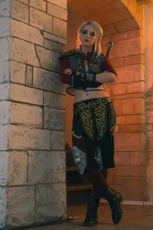 Stunning Gaming Cosplay Character Showcasing An Impressive Costume Wallpaper