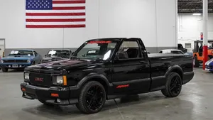 Stunning Gmc Syclone In Action Wallpaper