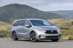 Stunning Honda Odyssey In Action Wallpaper