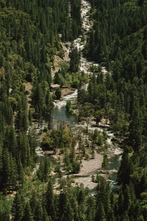 Stunning Iphone 13 Professional Product Photography Wallpaper