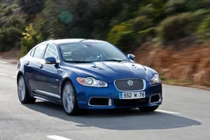 Stunning Jaguar Xfr In Action Wallpaper