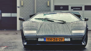 Stunning Lamborghini Countach In Motion Wallpaper