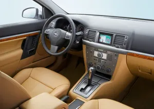 Stunning Opel Vectra In Motion Wallpaper