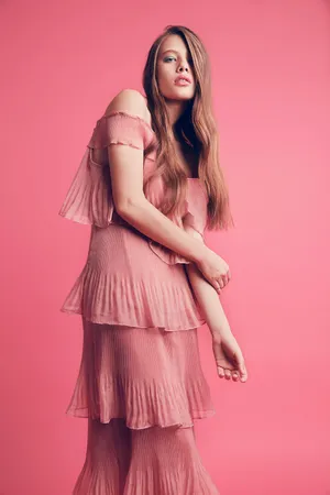 Stunning Pink Fashion Style Wallpaper