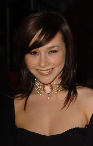 Stunning Portrait Of Danielle Harris Wallpaper