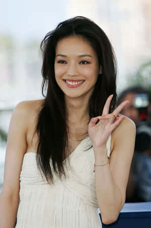 Stunning Shu Qi Posing Elegantly Wallpaper