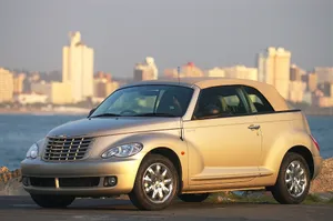 Stunning Silver Chrysler Pt Cruiser In The Desert Wallpaper