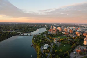Stunning Sunset Over Saskatoon Wallpaper