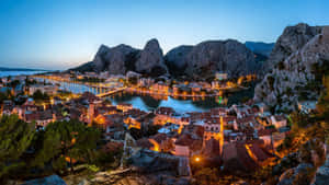 Stunning View Of Omiš, Croatia Wallpaper