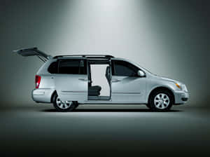 Stylish Hyundai Entourage Minivan Wallpaper