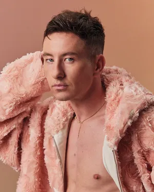 Stylish Manin Pink Fur Coat Wallpaper