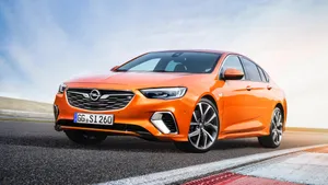 Stylish Opel Insignia In Motion Wallpaper