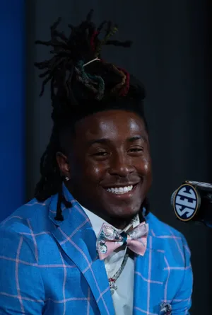 Stylish Sportsman Press Conference Wallpaper