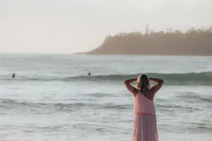 Stylish Woman In A Summer Ensemble Wallpaper