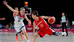 Sue Bird Vs Rui Machida Wallpaper