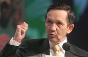 Suit And Tie Of Dennis Kucinich Wallpaper