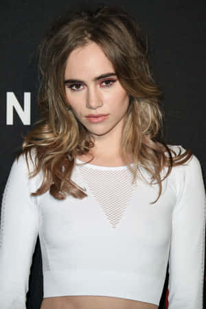 Suki Waterhouse Event Appearance Wallpaper