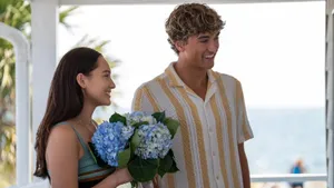 Summer Romance Scene Wallpaper