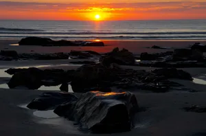 Summer Stone New England Summer Wallpaper