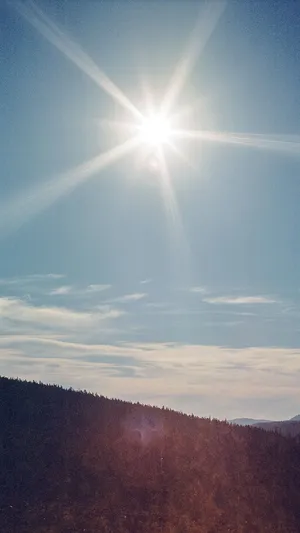 Sunny Day Peaceful Mountain Scenery Wallpaper