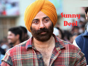 Sunny Deol Checkered Top Wallpaper