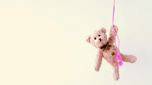 Sunrise Reflecting Off The Beautiful Lake Waters Wallpaper