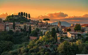 Sunset Over A Village Tuscany Wallpaper