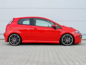 Superb View Of A Sleek Fiat Grande Punto Wallpaper
