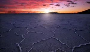 Superficial Cracks On Soil Wallpaper