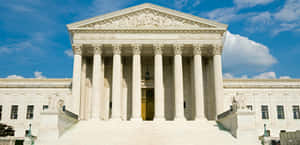Supreme Court Building During The Day Wallpaper