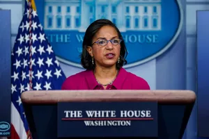Susan Rice Speakingat White House Podium Wallpaper