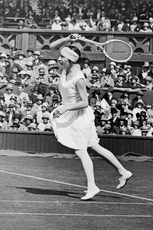 Suzanne Lenglen - Mastering The Sidespin Strike Wallpaper