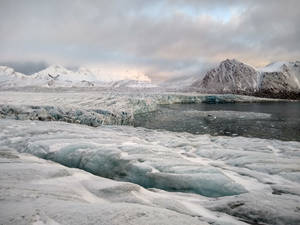 Svalbard Terrain Of Glaciers Wallpaper