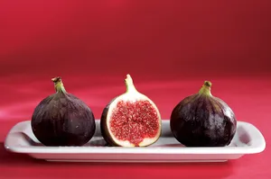 Sweet And Juicy Purple Figs Wallpaper