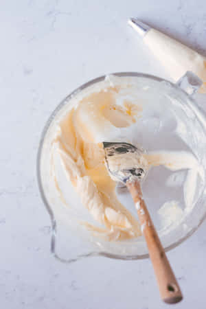 – Sweet & Delicious Cupcakes Piled Atop A Cupcake Stand And Topped With A Variety Of Fluffy Buttercream Frosting Wallpaper