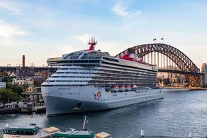 Sydney Harbour Cruise Shipand Bridge Wallpaper
