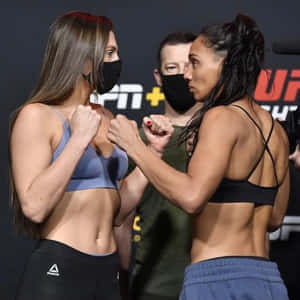 Taila Santos And Montana De La Rosa Wallpaper