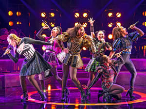 Take A Tour Of The Vibrant Broadway Theater District Wallpaper