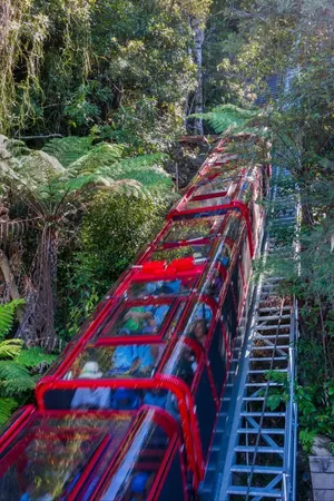 Take In The Breathtaking Beauty Of The Blue Mountains National Park Wallpaper