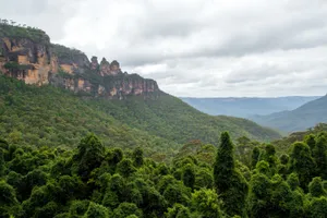 Take In The Stunning Beauty Of Blue Mountains National Park, Australia Wallpaper
