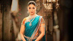 Tamannaah Bhatia In Silky Saree Wallpaper