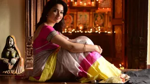 Tamannaah Bhatia In Uppada Saree Wallpaper
