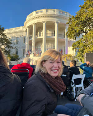 Tammy Baldwin Speaking At A White House Event Wallpaper