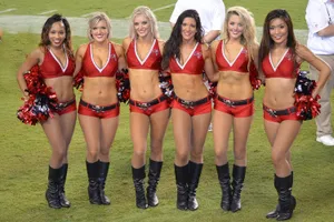 Tampa Bay Buccaneers Cheerleader Wallpaper