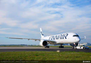 Tarmac Finnair Wallpaper