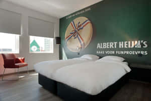 Taste Delux Room In Inntel Hotel Zaandam Wallpaper