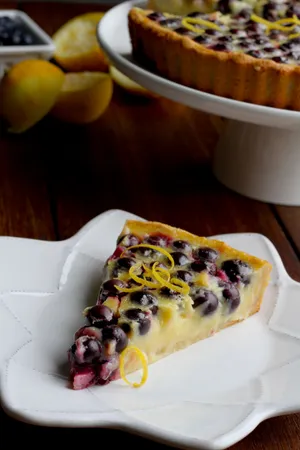 Tasty Blueberry Tart Freshly Baked Wallpaper