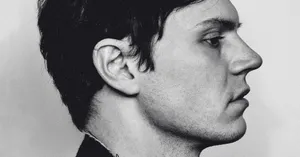 Tate Langdon Side Profile Wallpaper